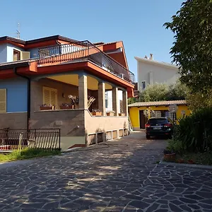 La Casa Degli Artisti Séjour chez l'habitant Rome