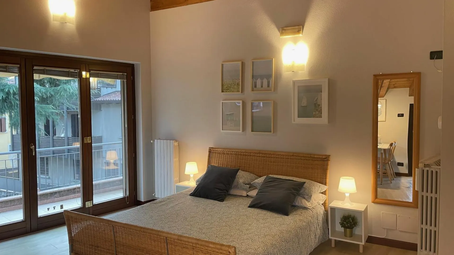 Villa Maria Apartments モニーガ・デル・ガルダ イタリア